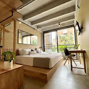 Beminimal 4*, Medellín Colômbia