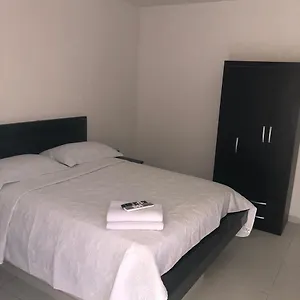  Hotel cápsula Campestre Colombia